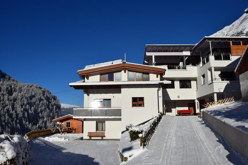 Apart Belvita Sankt Leonhard im Pitztal Exterior photo