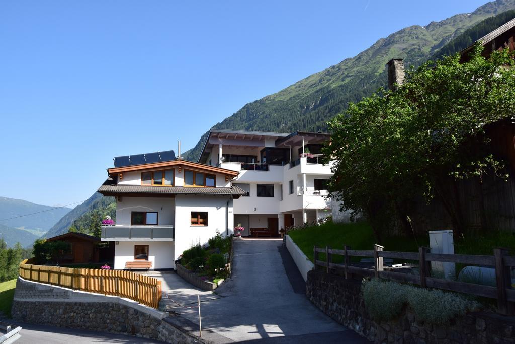 Apart Belvita Sankt Leonhard im Pitztal Exterior photo